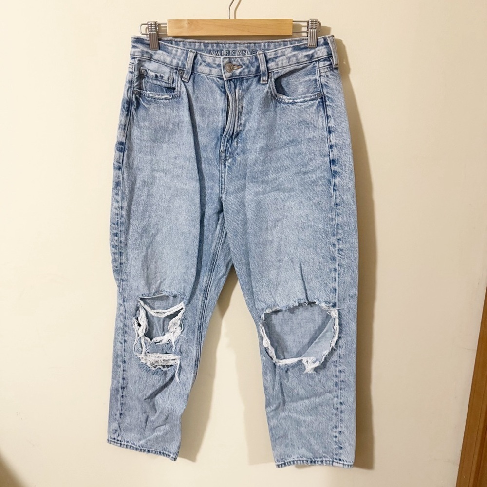 American Eagle Mon Straight Distressed Jean Womens Size 10 SHORT Denim